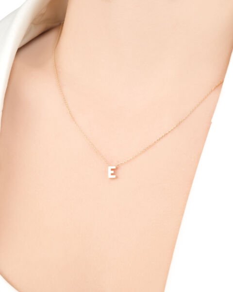 14 Ayar Altın E Harfi Kadın Kolye