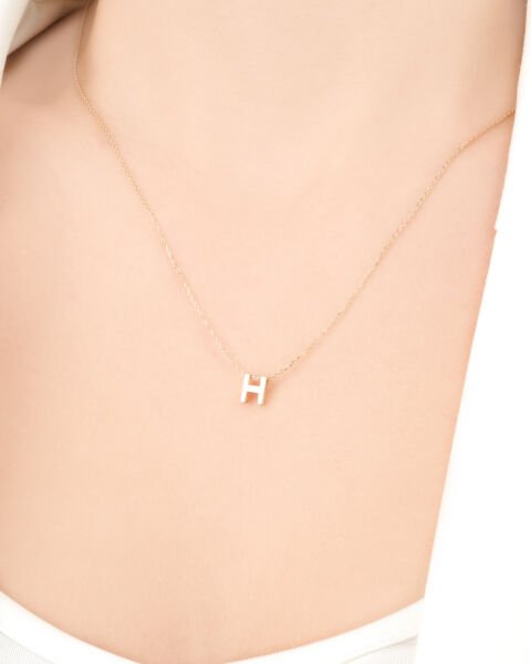 14 Ayar Altın H Harfi Kadın Kolye