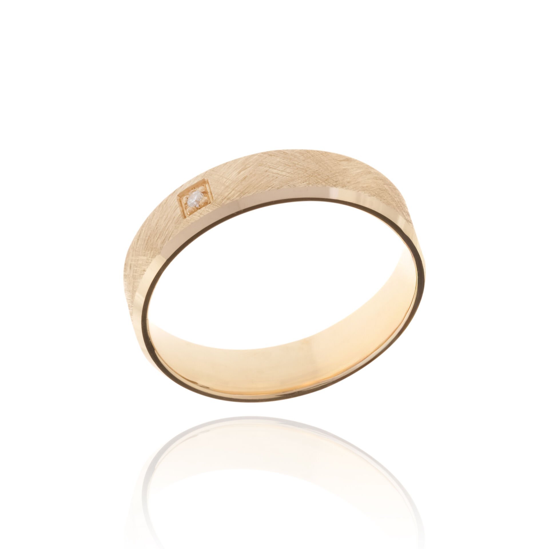 14 Ayar Mat Altın Taşlı Kadın Alyans