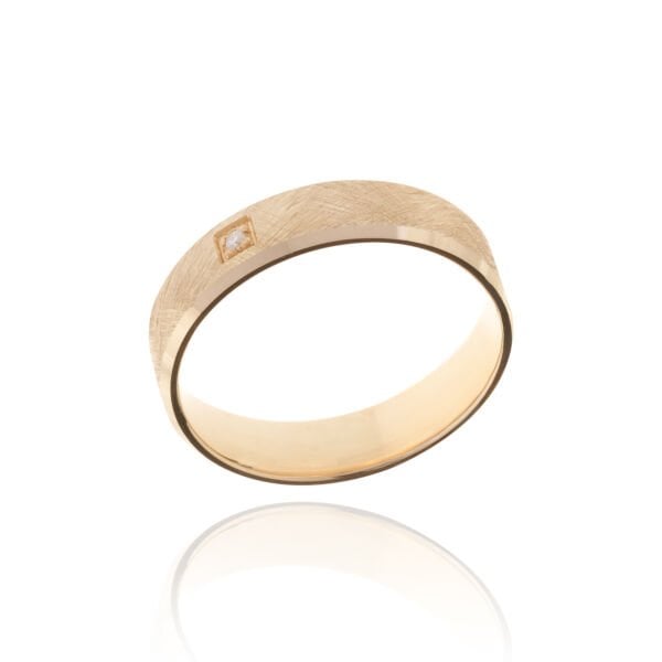 14 Ayar Altın Mat Kare Taşlı Kadın Alyans