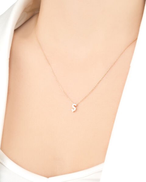 14 Ayar Altın Ş Harfi Kadın Kolye