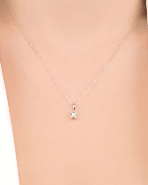 Pırlanta Tektaş Kolye