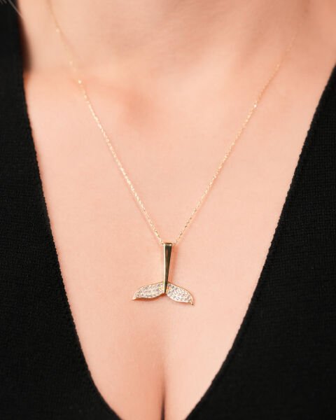 14 Ayar Altın Taşlı Balina Kuyruğu Kolye