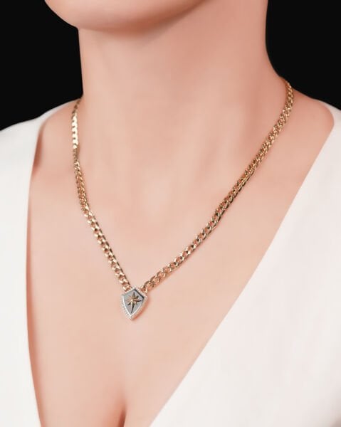 Ema 14 Ayar Altın Taşlı Mineli Kalkan Kolye