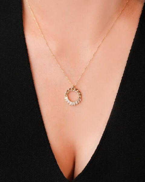 14 Ayar Altın Zincir Figürlü Baget Taşlı Yuvarlak Kolye