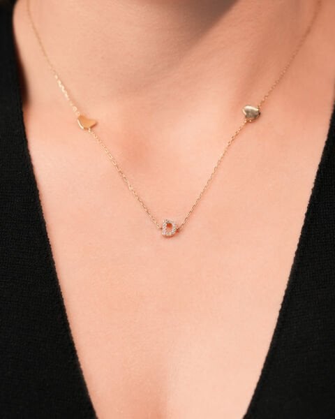 14 Ayar Altın Taşlı D Harfi Kalp Kolye