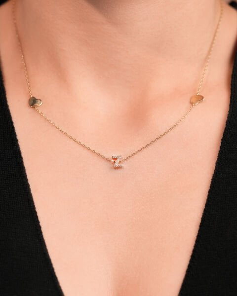 14 Ayar Altın Taşlı Kalpli Kolye Z Harfi