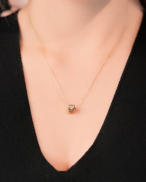 14 Ayar Altın Taşlı Kalp Kolye