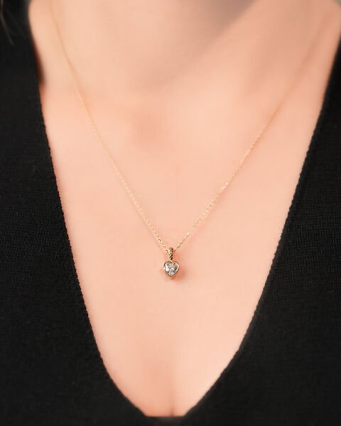 14 Ayar Altın Taşlı Kalp Kolye