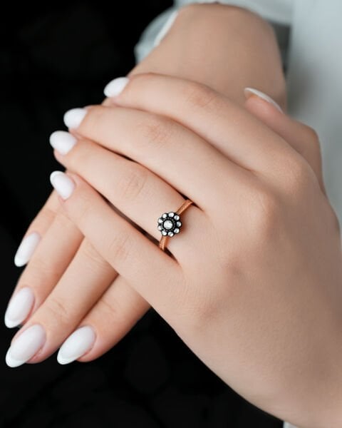 Elmas Gül Model Altın Yüzük