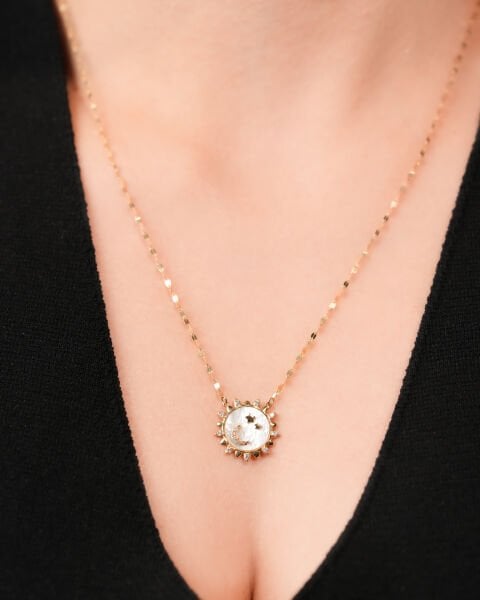 14 Ayar Altın Sedefli Taşlı Güneş Figürlü Ay Yıldız Kolye