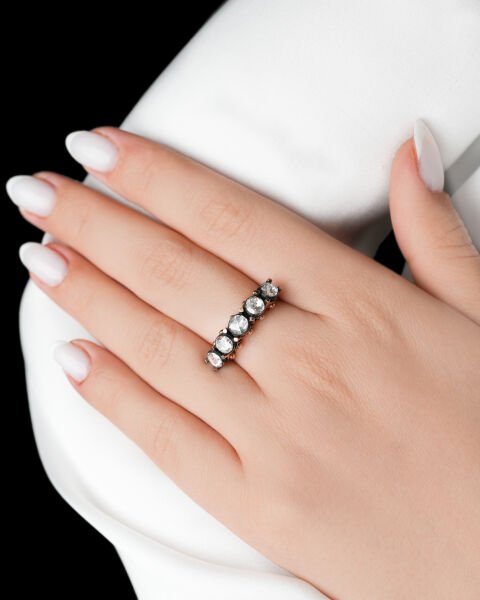 Elmas Beştaş Altın Yüzük