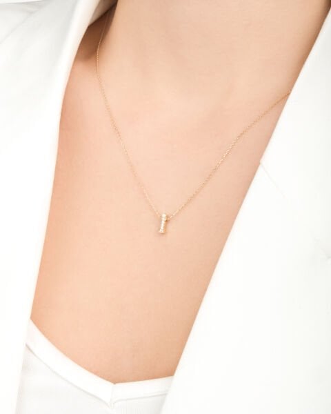 14 Ayar Altın Taşlı İ Harfi Kadın Kolye