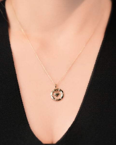 14 Ayar Altın Kalp Figürlü Taşlı Halka Kolye