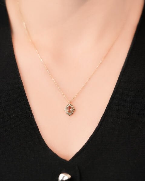 14 Ayar Altın Vintage Pembe Kuvars Kolye