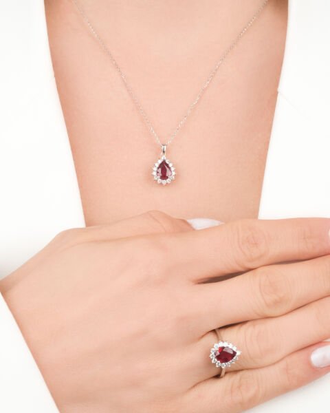 Pırlanta Yakut Taşlı Damla Model Set